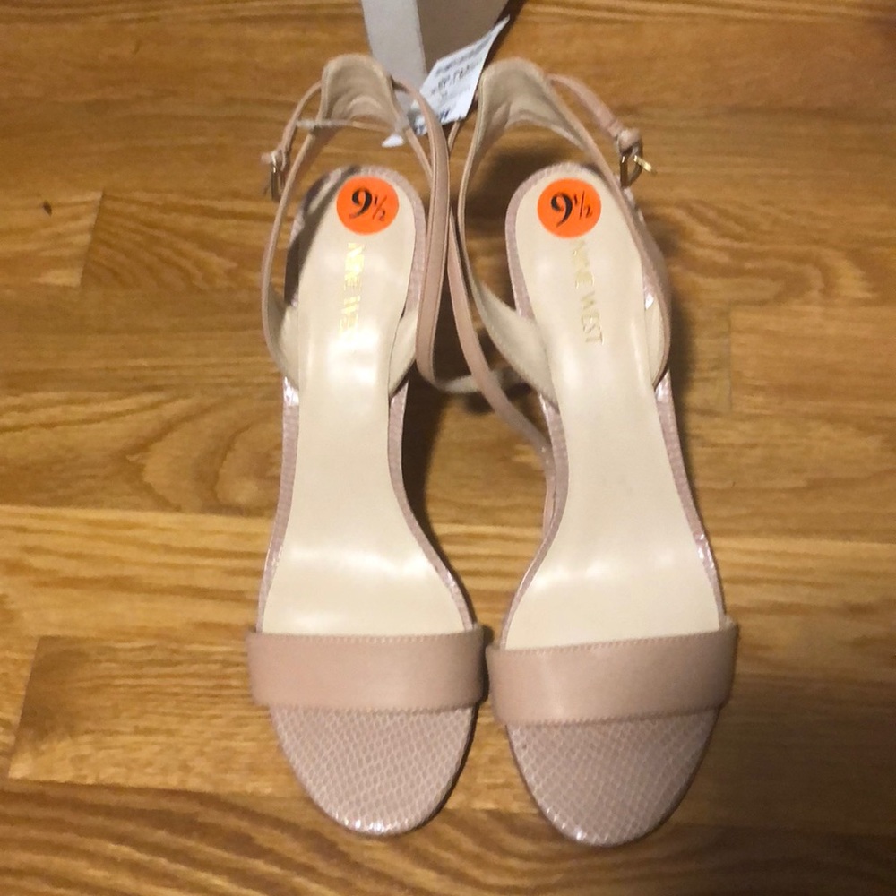 NWT nude Nine West sandals.